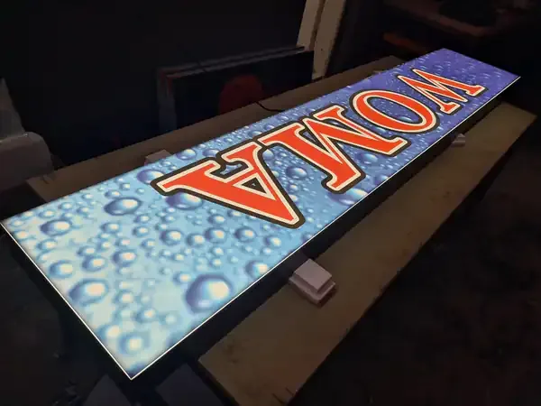 Jednostrana light box reklama
