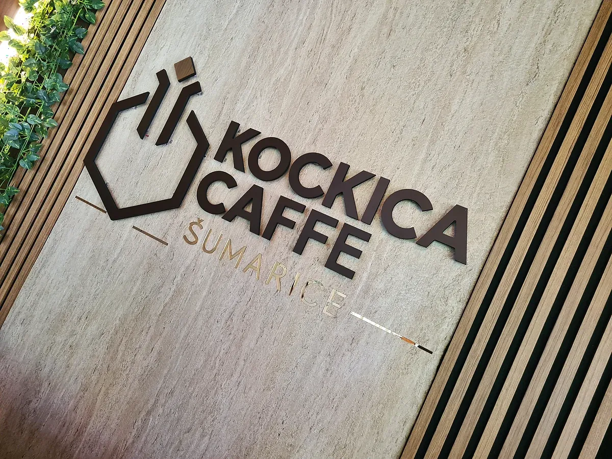 KOCKICA Caffe - 3D inox slova