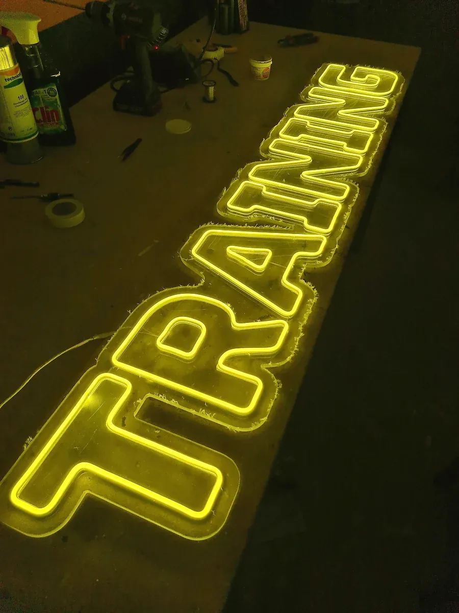 LED neon reklama Tranka